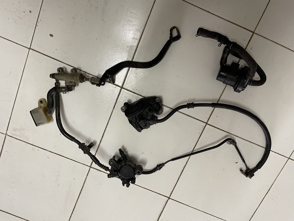 Honda NX 650 Dominator 1996 - tudo 50€