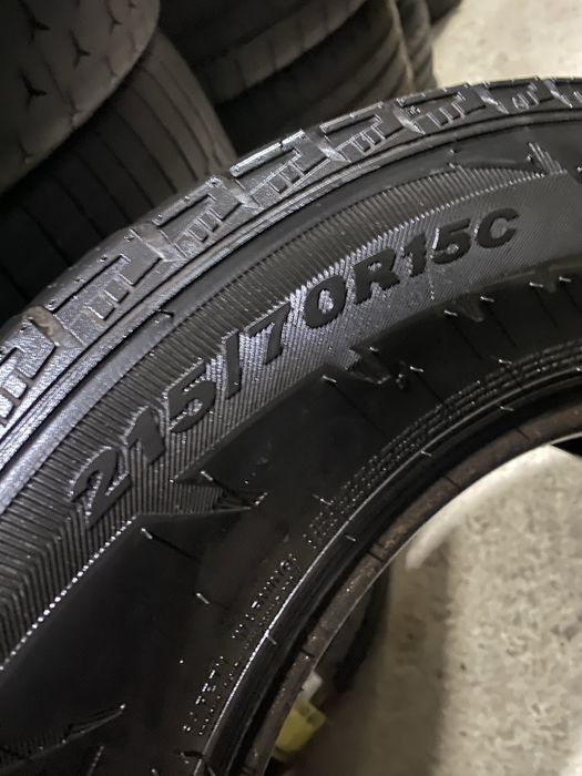 215/70 R15C Nexen Winguard 21г пара шин зимних.