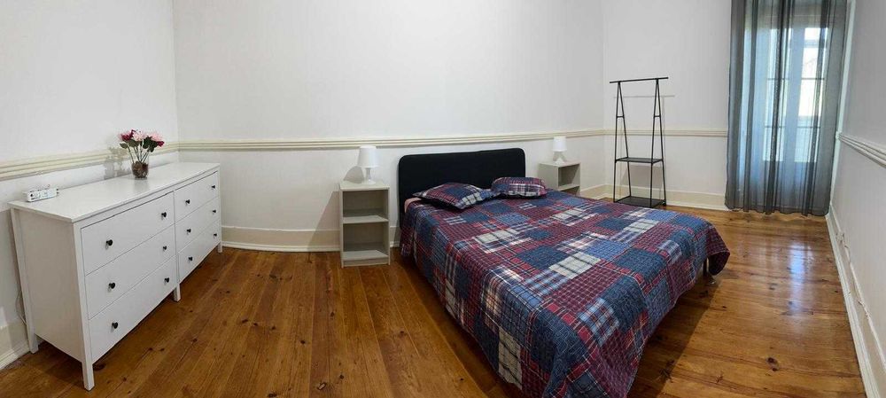 Quartos para casais, ótima localiz, desp inclusas, entrada facilitada