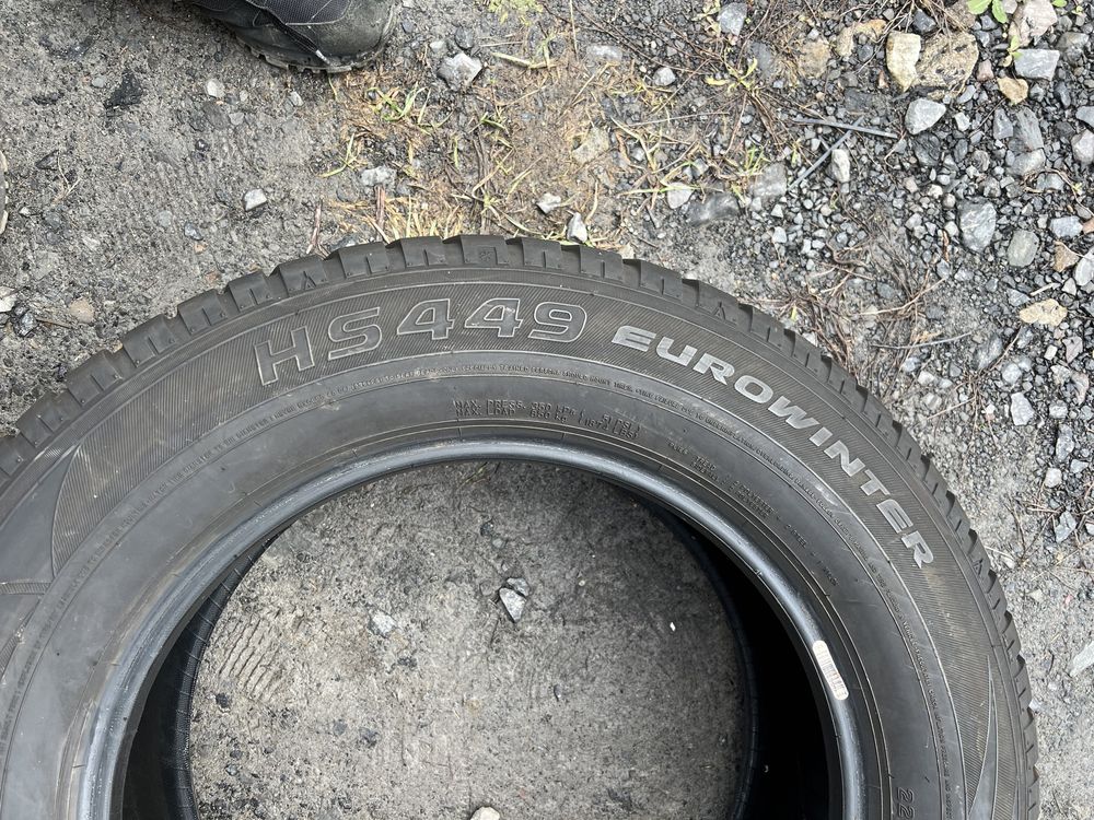 2xopona zimowa FALKEN w rozmiarze 225/65 R17