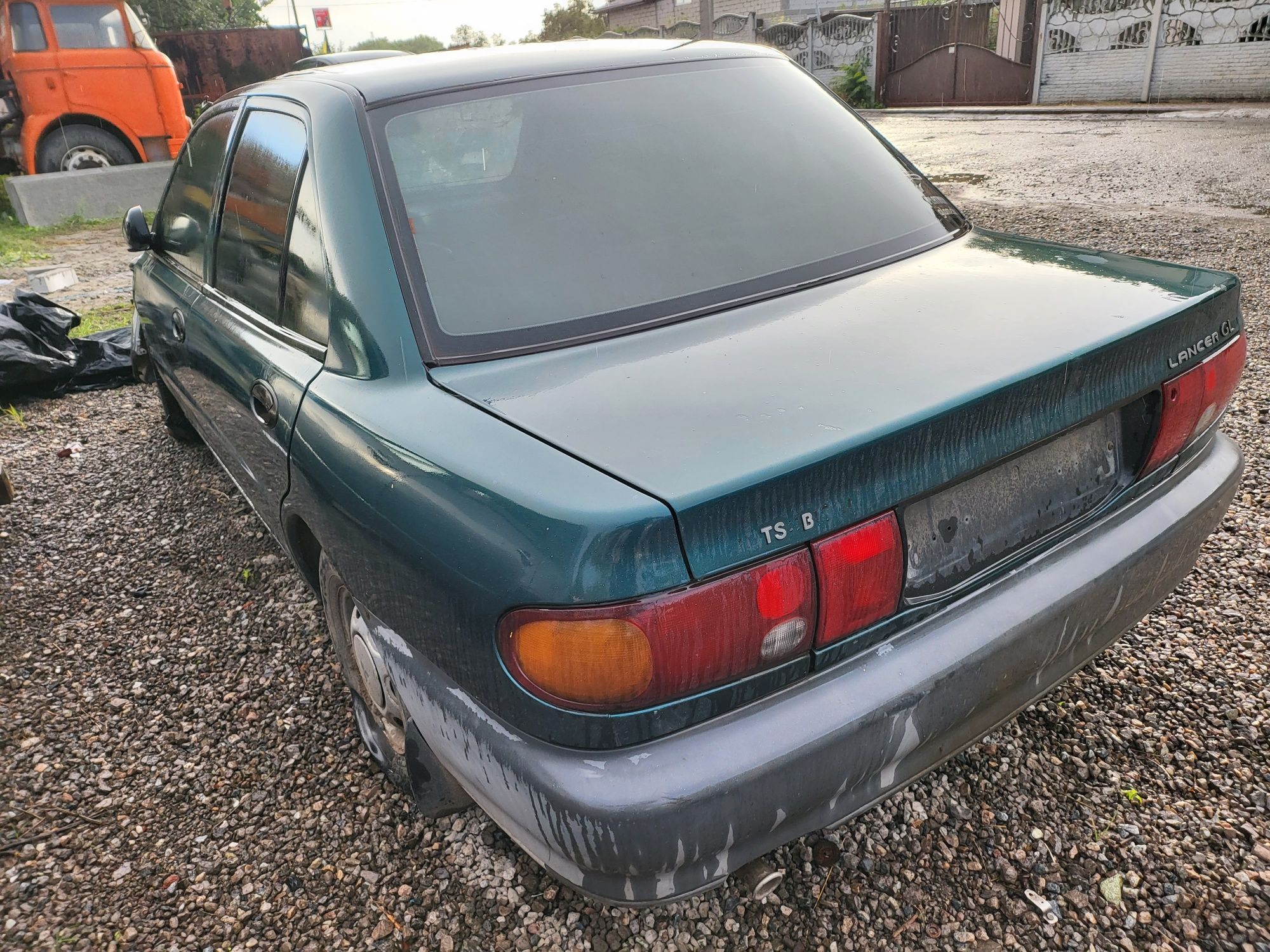 Запчасти mitsubishi lancer Мицубиси лансер 1993-1996г авторазборка