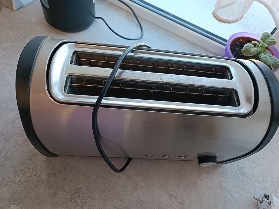 Тостер великий ,