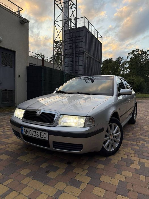 Продам автомобіль Skoda Octavia 2008