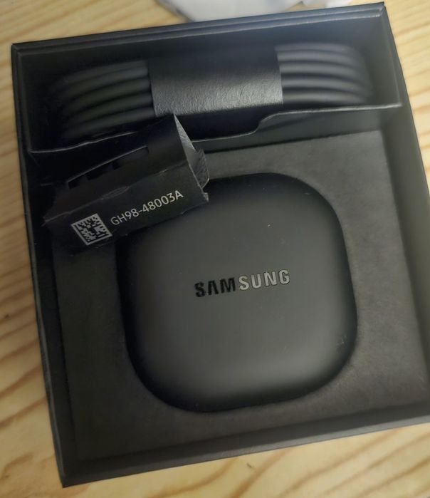 Apple Iphone 12 de 128gb + Samsung Buds 2 pro