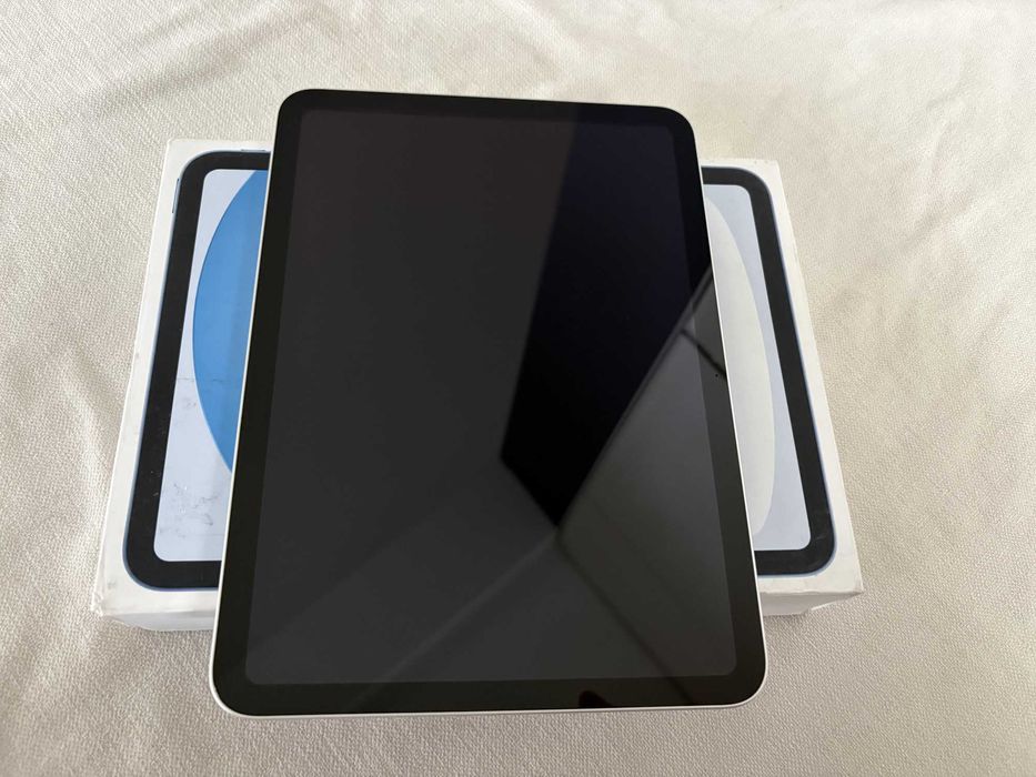 JAK NOWY iPad 10 256GB wifi srebrny BATERIA 97%