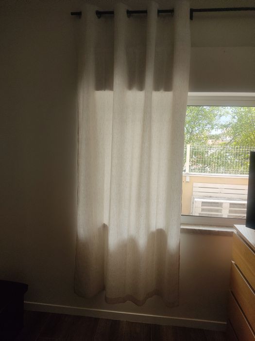 Cortinados opacos creme