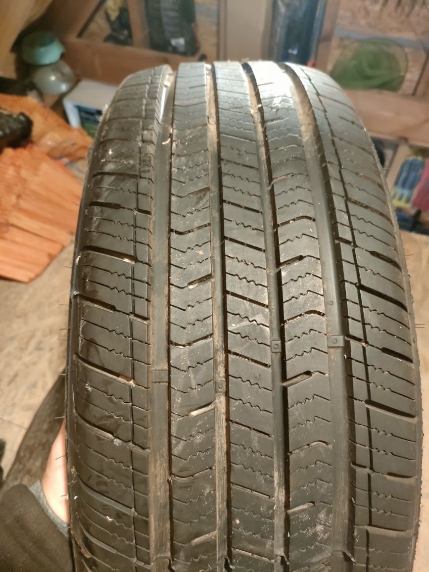 Arizonian Silver Edition 225/60R17 całoroczna