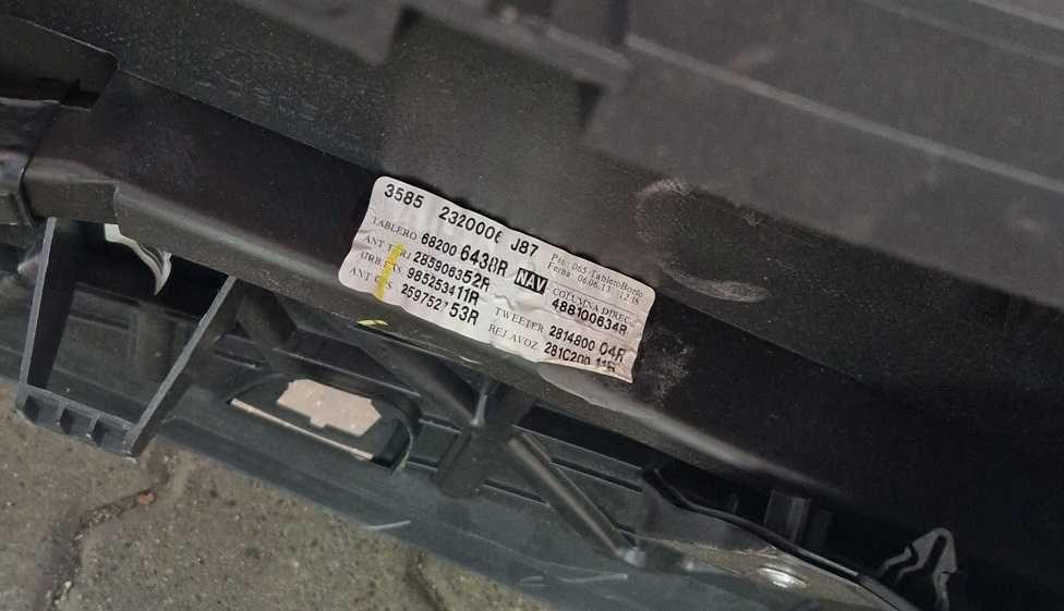 Renault Captur I 13-16 r. Konsola Deska Rozdzielcza