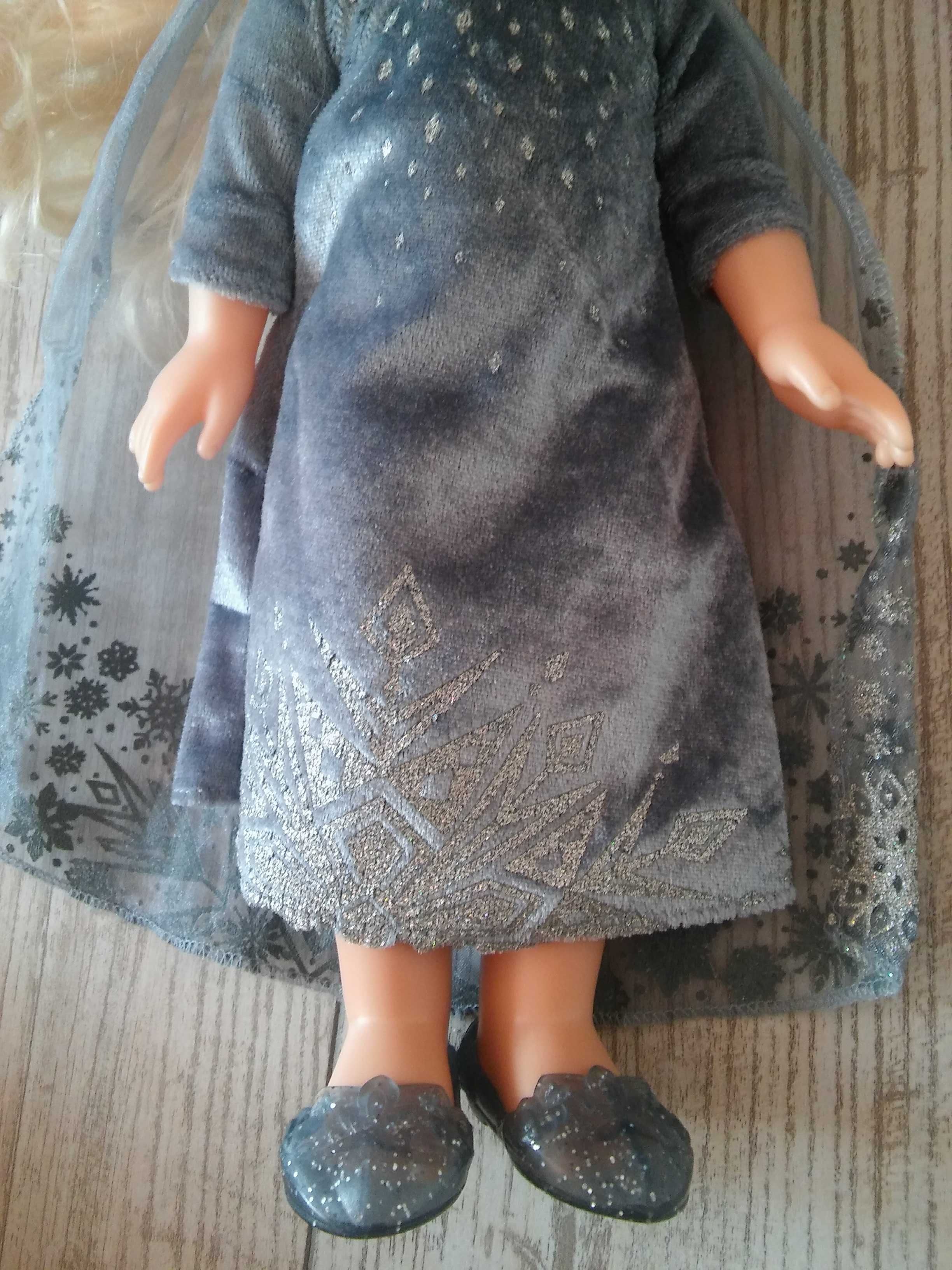 Duża lalka Elza z Krainy Lodu Disneya