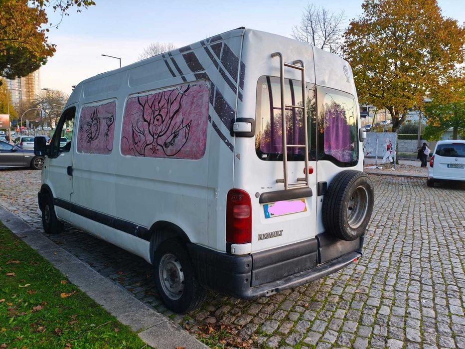 Vendo Campervan Renault Master legalizada espaço dormitório