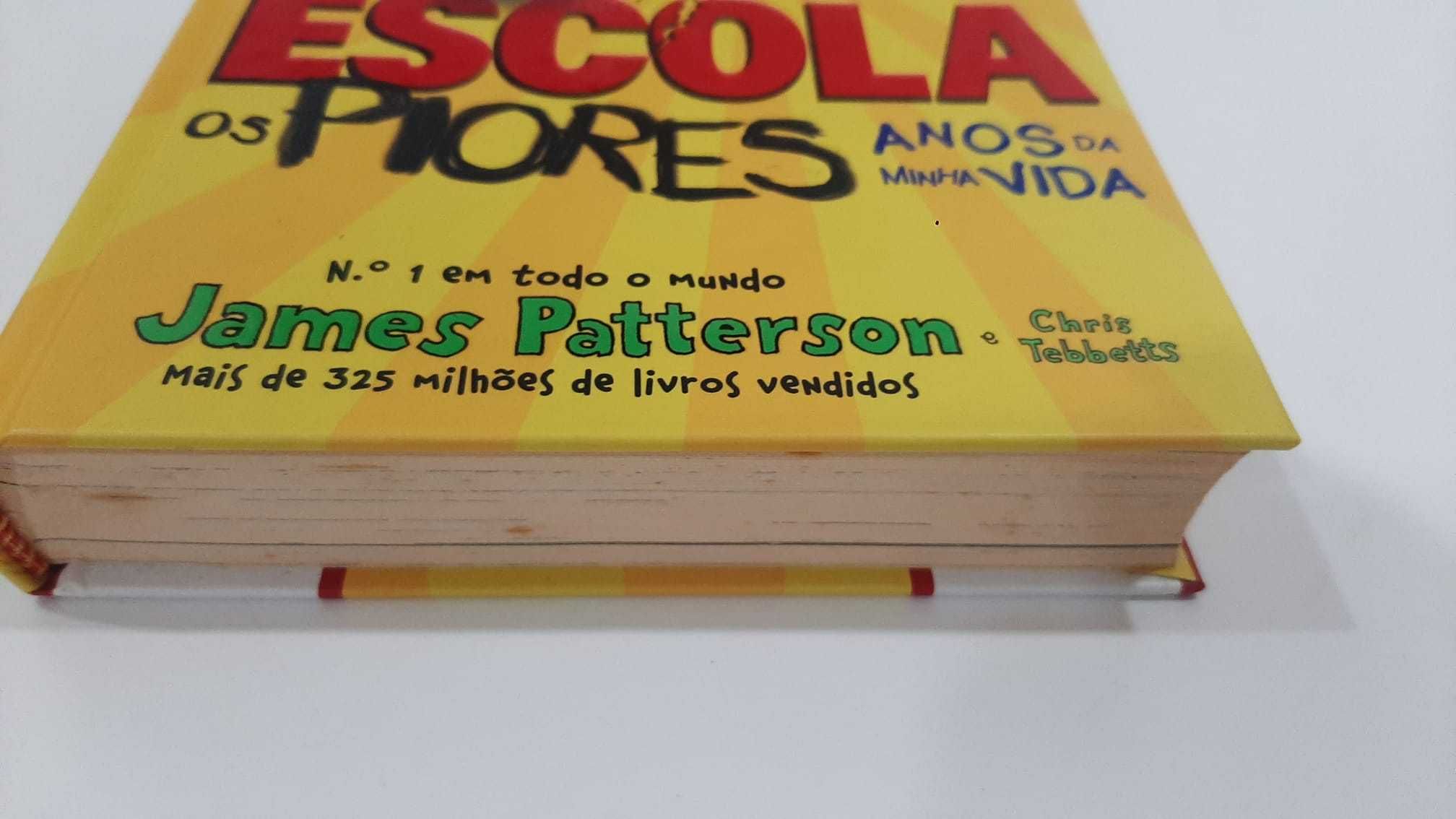 Livro "Escola: os piores anos da minha vida"