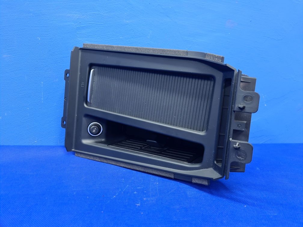 WKŁAD tunelu środkowego ŁADOWARKA INDUKCYJNA AUDI E-TRON 50 55 Q8 oem