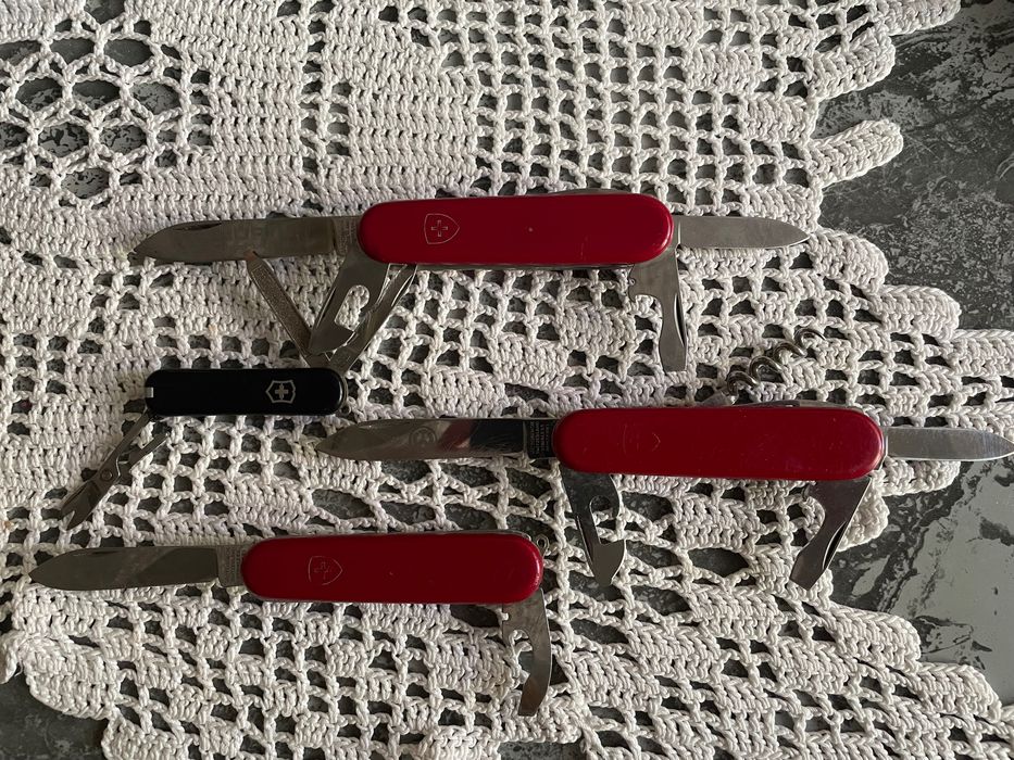 Zestaw starszych scyzoryków Victorinox