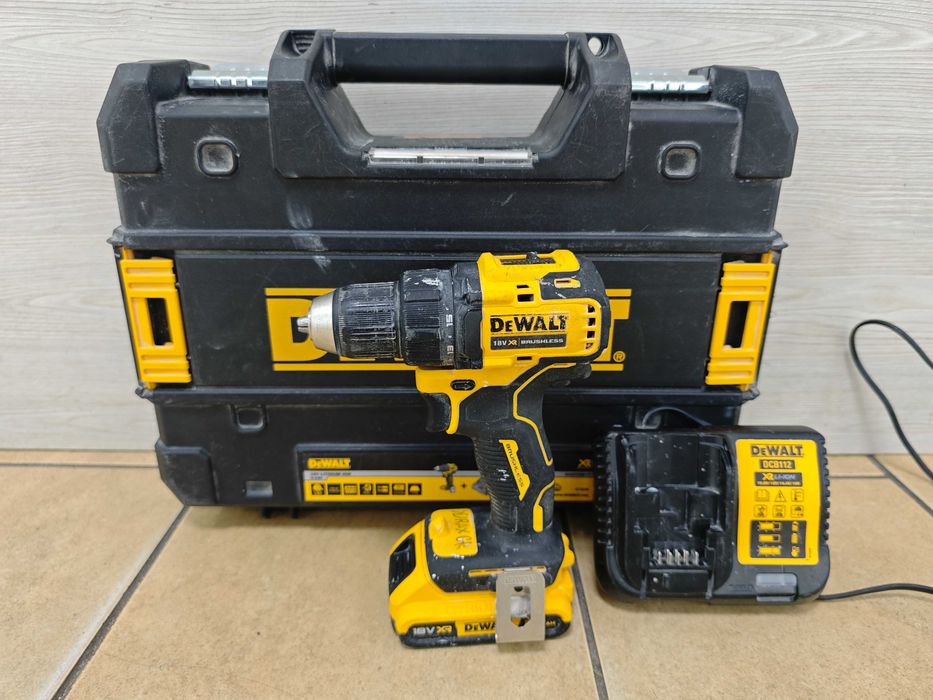 Wkrętarka akumulatorowa DeWalt DCD708 18V zestaw walizka aku