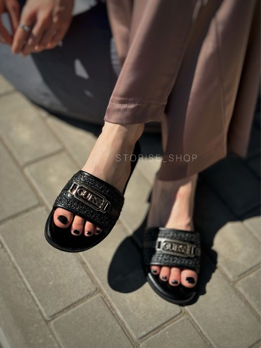 Шльопанці  Guess оригінал 100%