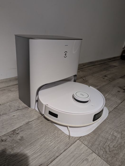Продам робот-пылесос Ecovacs Deebot T10 Plus