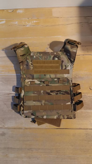 Kamizelka taktyczna Rush Plate Carrier Multicam