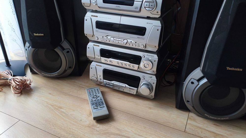 Wieża Technics SH760