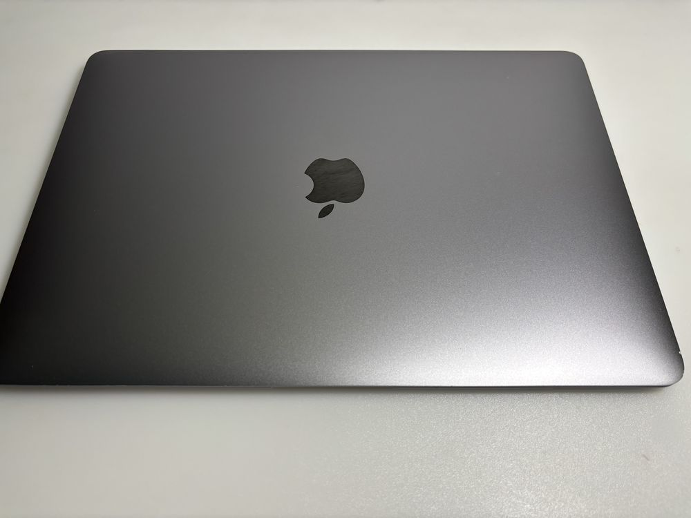 Apple MacBook Air (Retina, 13-inch, 2020)макбук 2020 інтел A2179