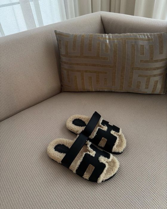 Hermes sandały klapki skóra