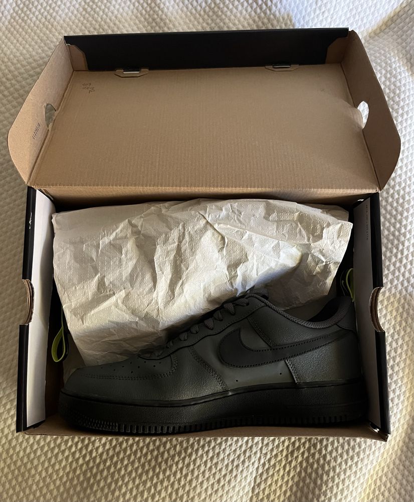 Nike Air Force 1 ‘07 Iron Grey/ Black-Volt