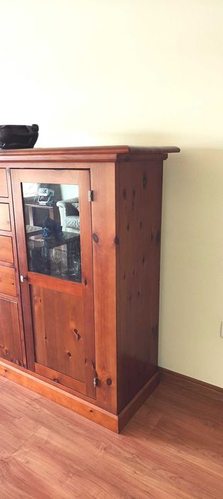 Aparador em Pinho