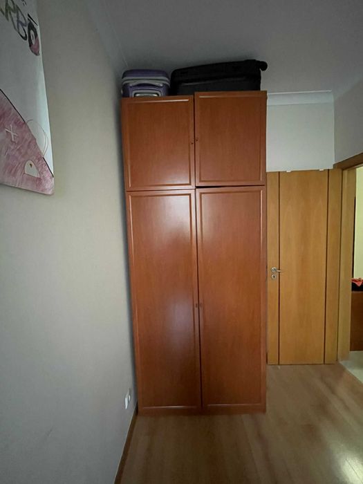 Armário/Roupeiro Madeira