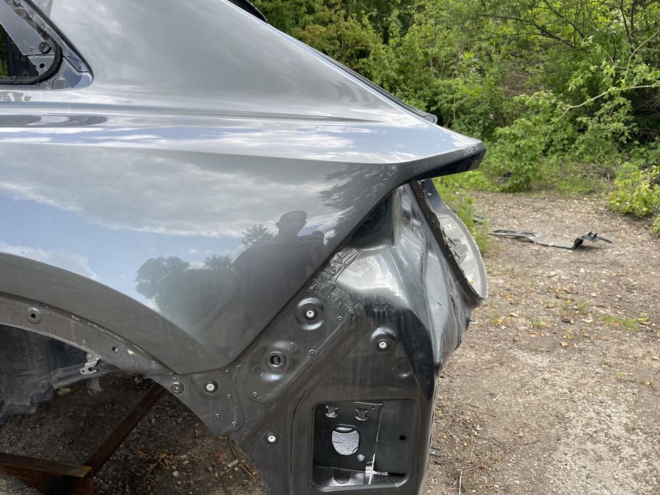 Чверть задня ліва колір 6Y / Z7S AUDI Q8 4M8 2018-2022