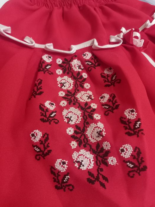 Вишиванка з юбкою для дівчинки!