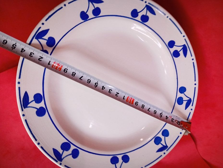 Буди нові тарілочки