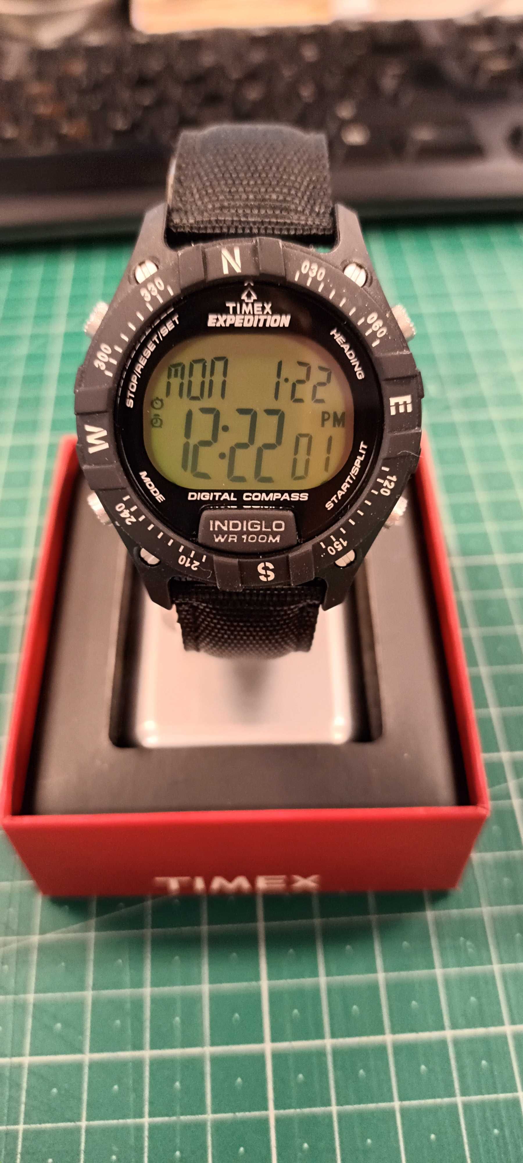 Timex Trail Digi Compass - Vintage