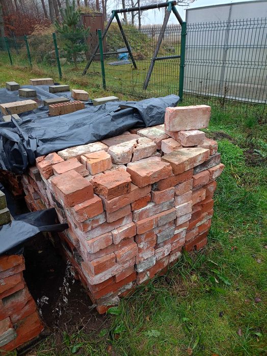 Cegła rozbiórkowa