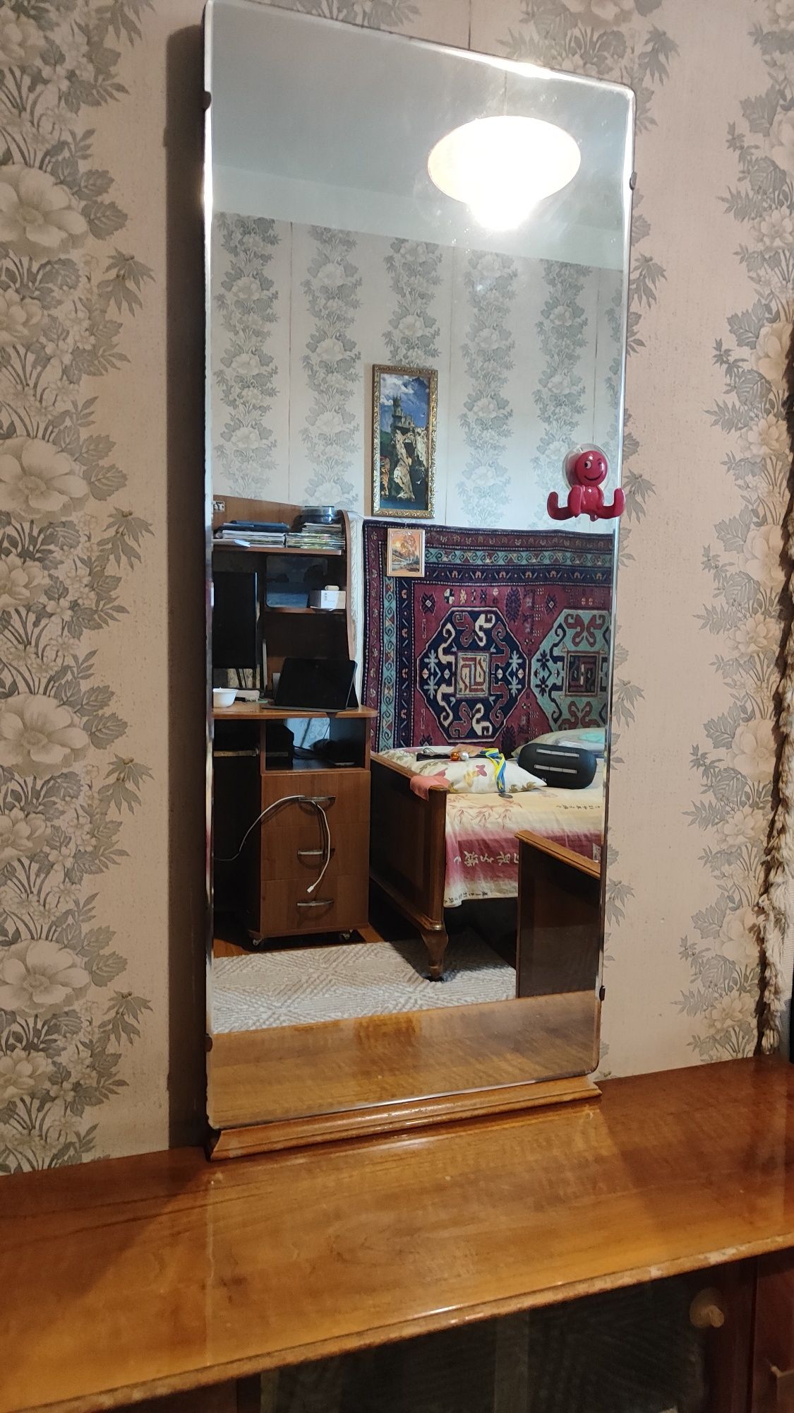 Винтажный туалетный столик, трюмо "Шумен" Болгария.