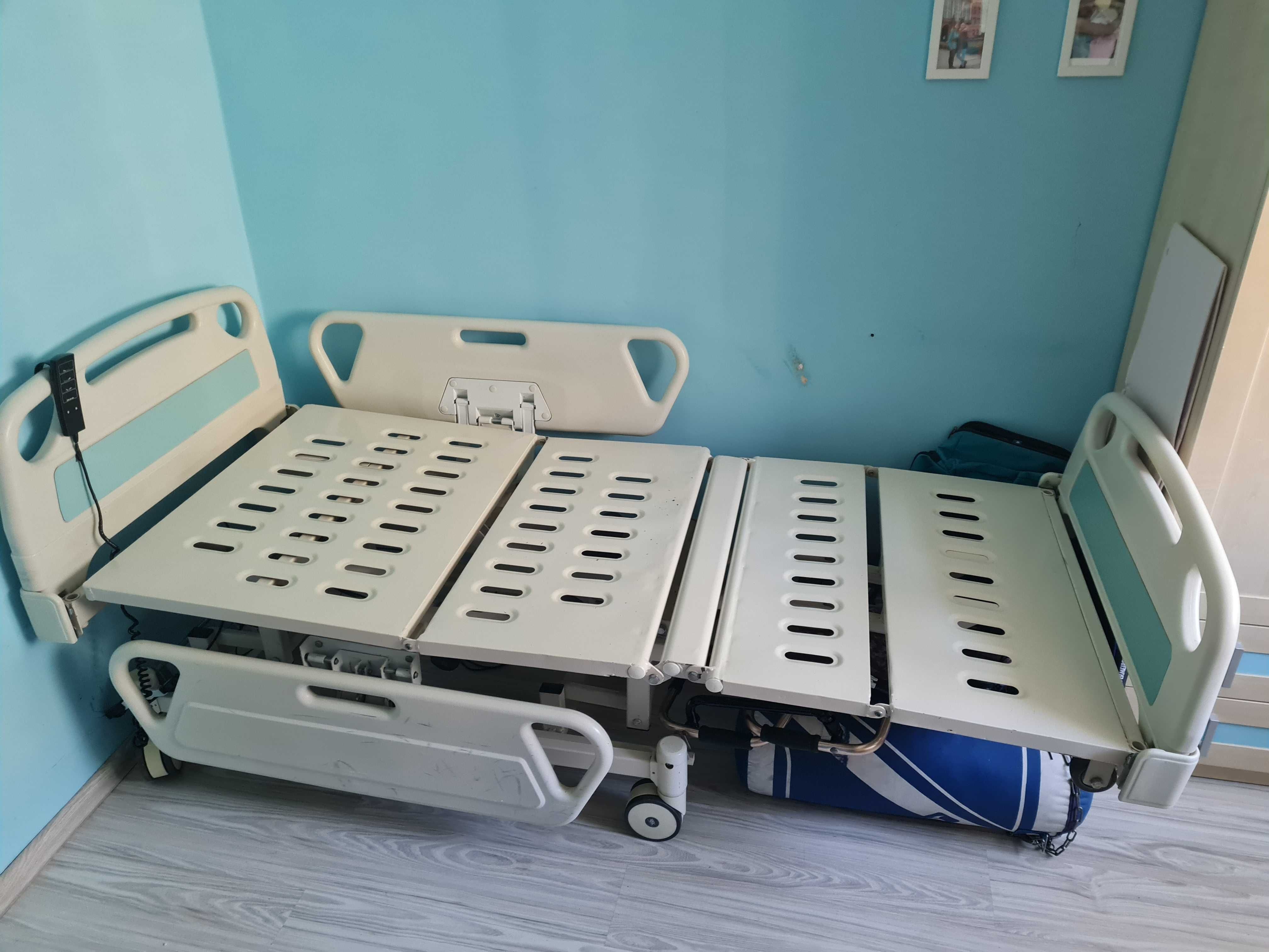 Łózko rehabilitacyjne, używane, sprawne siłowniki i mechanizmy