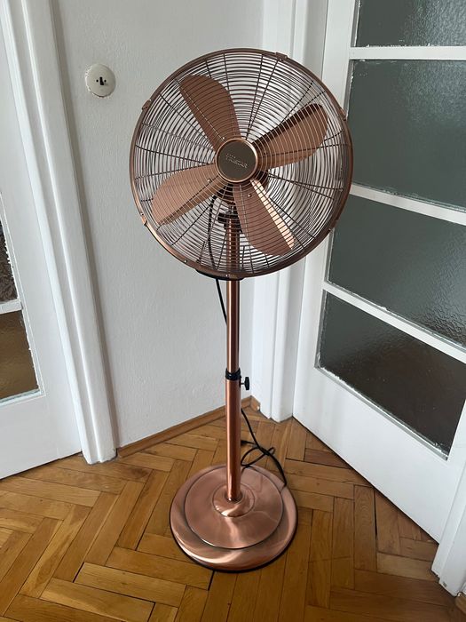 Wiatrak stojący rose gold