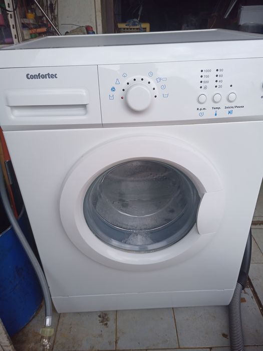 Máquina de lavar roupa conforte