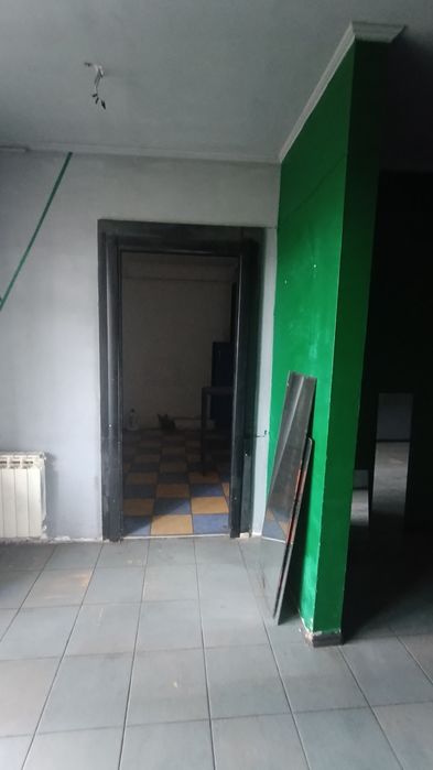 Приміщення на вулиці Лісового, Східний 3