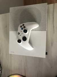 Xbox one 500gb + pad xbox series