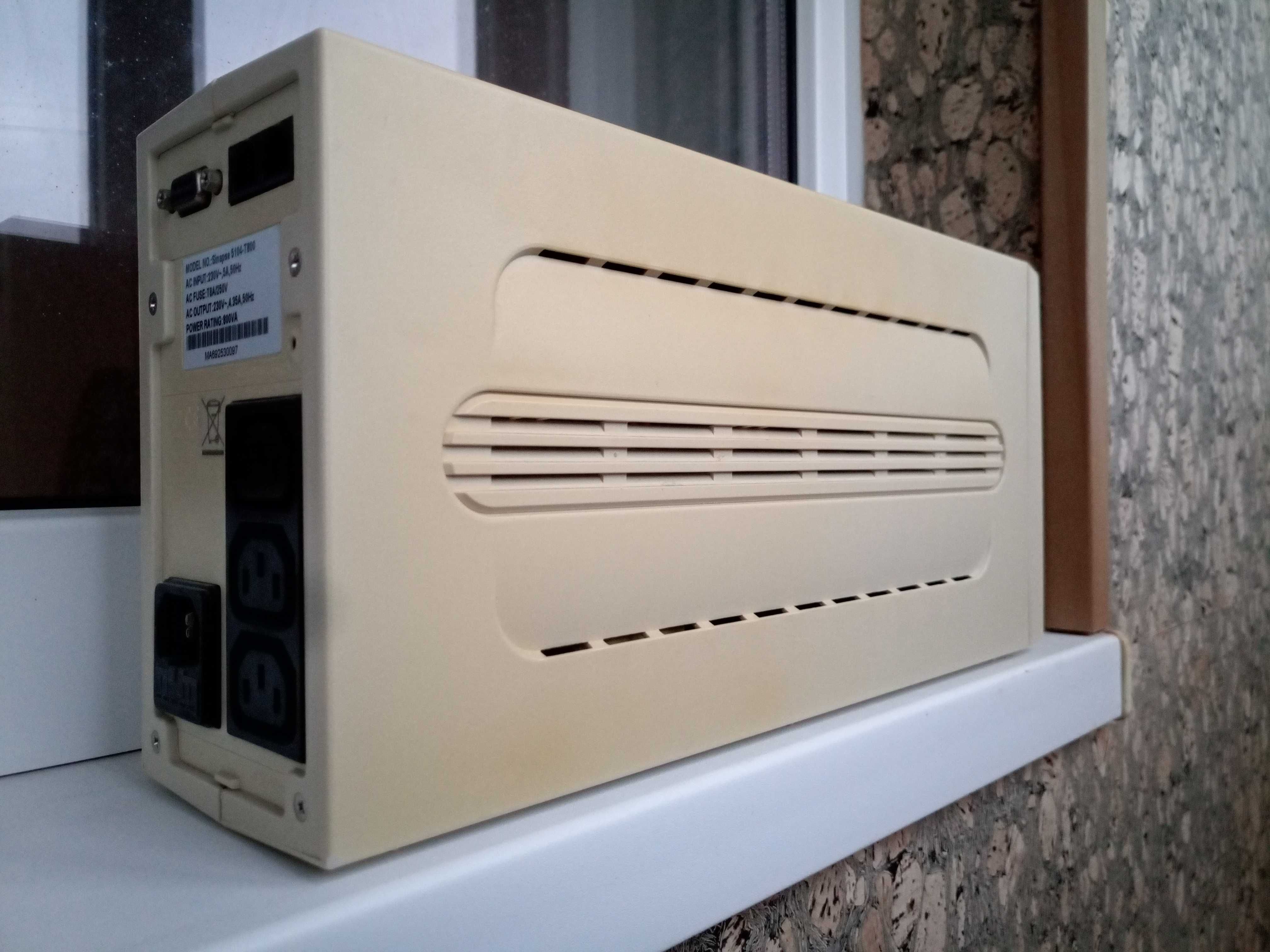 Sinapse 5104 T800, джерело безперебійного живлення