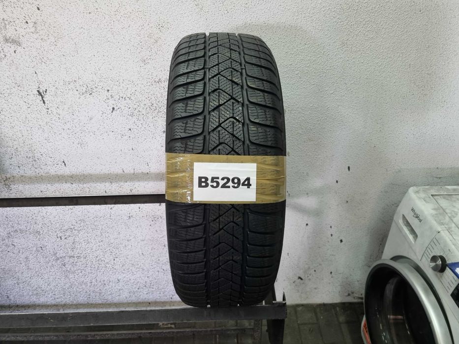 205/60/16 96H Pirelli Winter Sotto Zero 3 Seal Inisde Dot.1223R