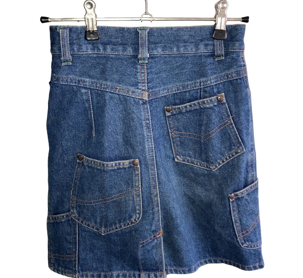 Jeansowa spódniczka z kieszonkami dla dziewczynki na 134/140 cm