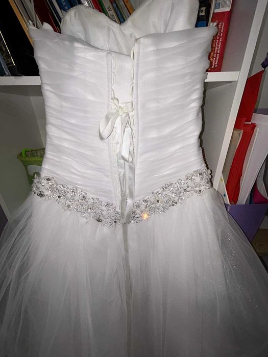 Sprzedam  suknię ślubną