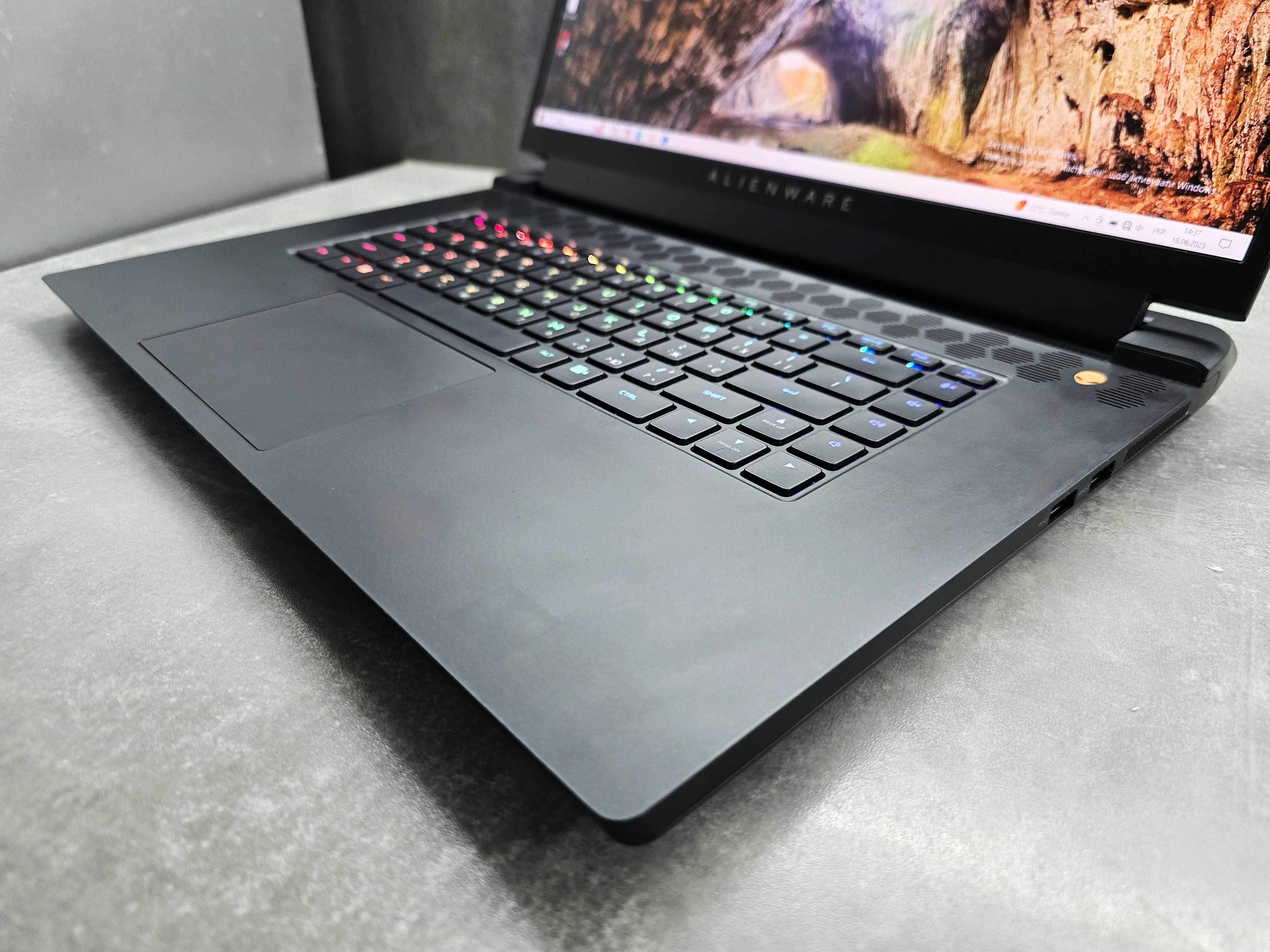 Ігрова ноутбук Dell Alienware M17 R5/Ryzen 9 PRO/RTX 3070ti 150W/32Gb