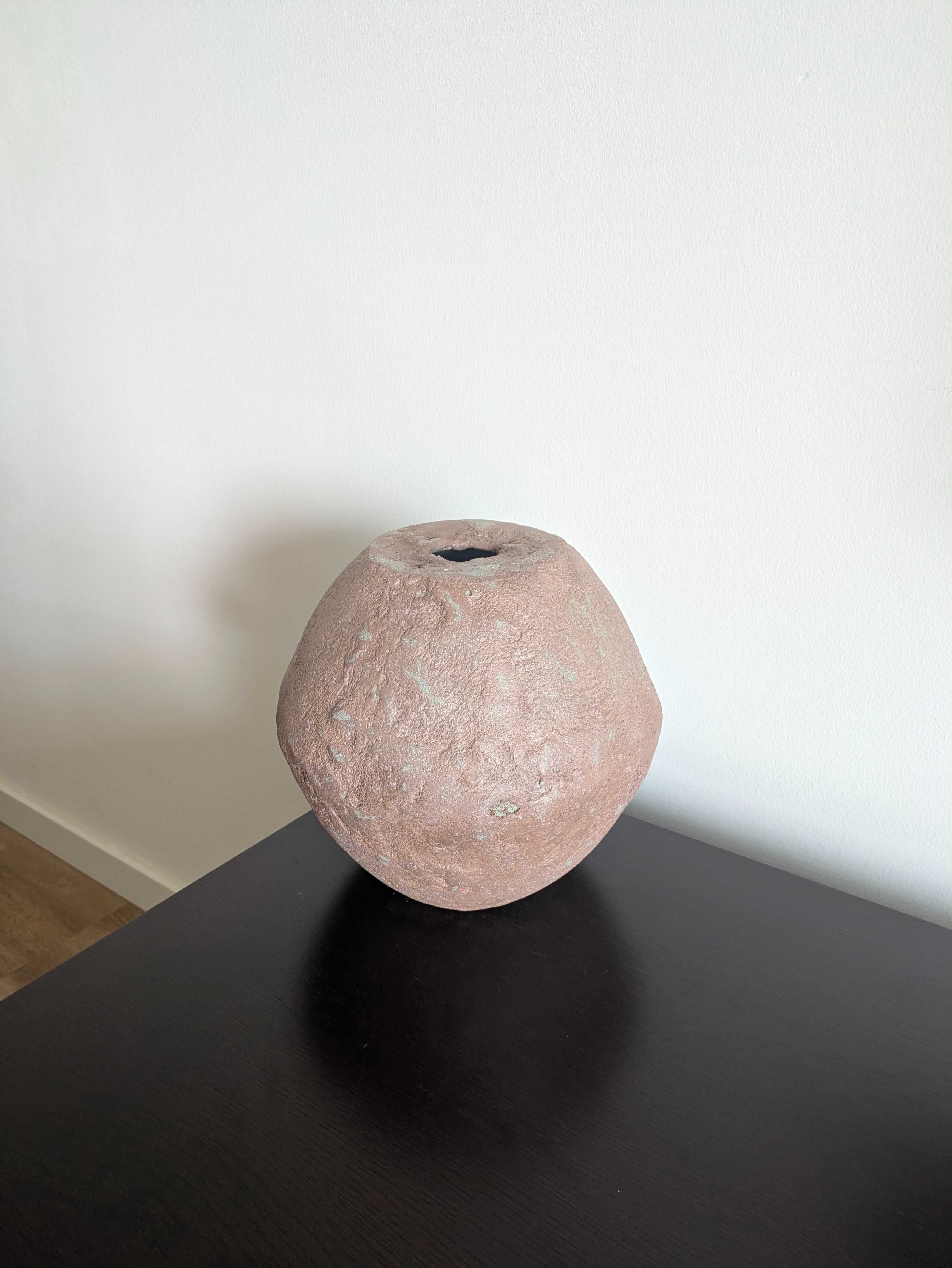 Vaso Boho Orgânico – Peça Artesanal em Cimento com Textura Natural