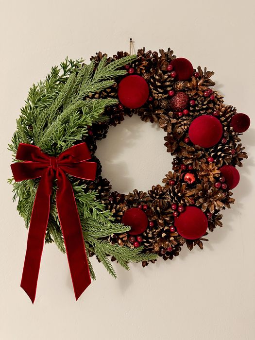 Wianek świąteczny na drzwi