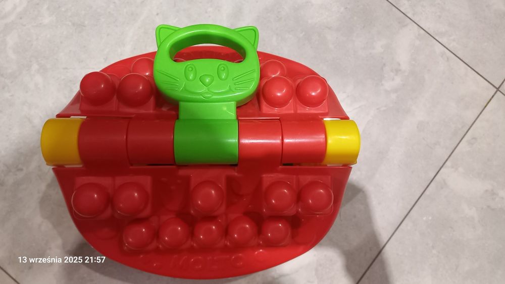 Domek z klockami, Domek dydaktyczny Klocki Molto Bloks Polesie