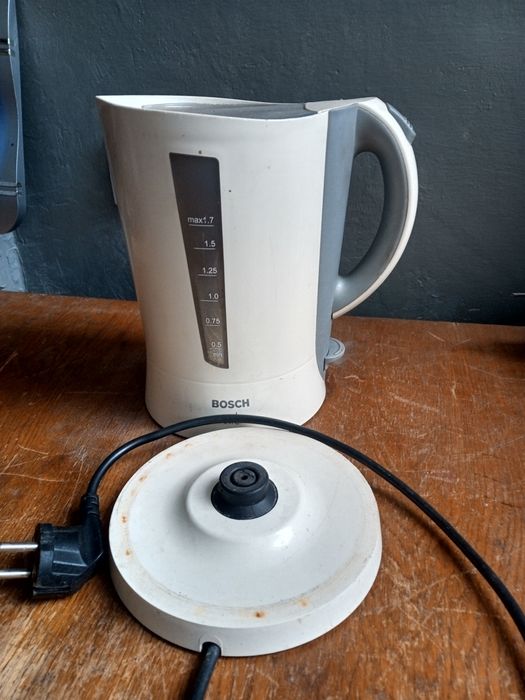 Чайник Borsch потребує уваги