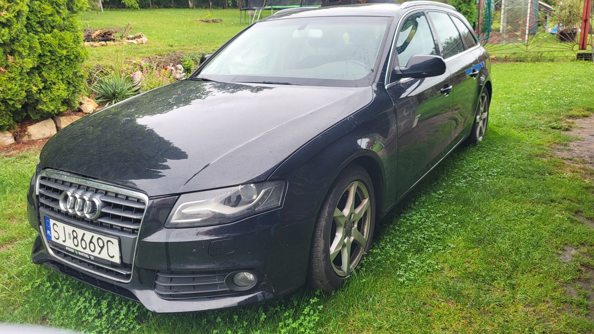 Audi a4 b8 uszkodzone