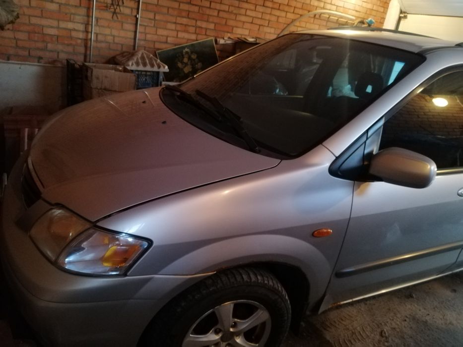 Продаж Mazda MPV 2002