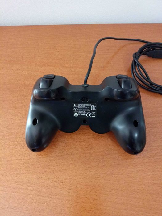 Comando LOGITECH F310 (PC - USB) em excelentes condições